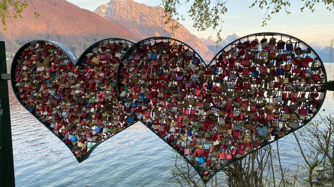 Ferienhaeuschen Am Traunsee Mit Tretboot Zur Freien Nutzung Am Badeplatz Altmünster Exterior foto